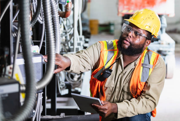 Best Licensed Electrician  in Raintree Plantation, MO
